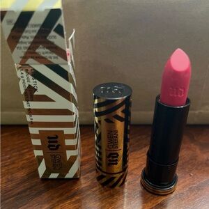 Gwen Stefani Lipstick & Lipliner set “Phone Call” by Urban Decay-